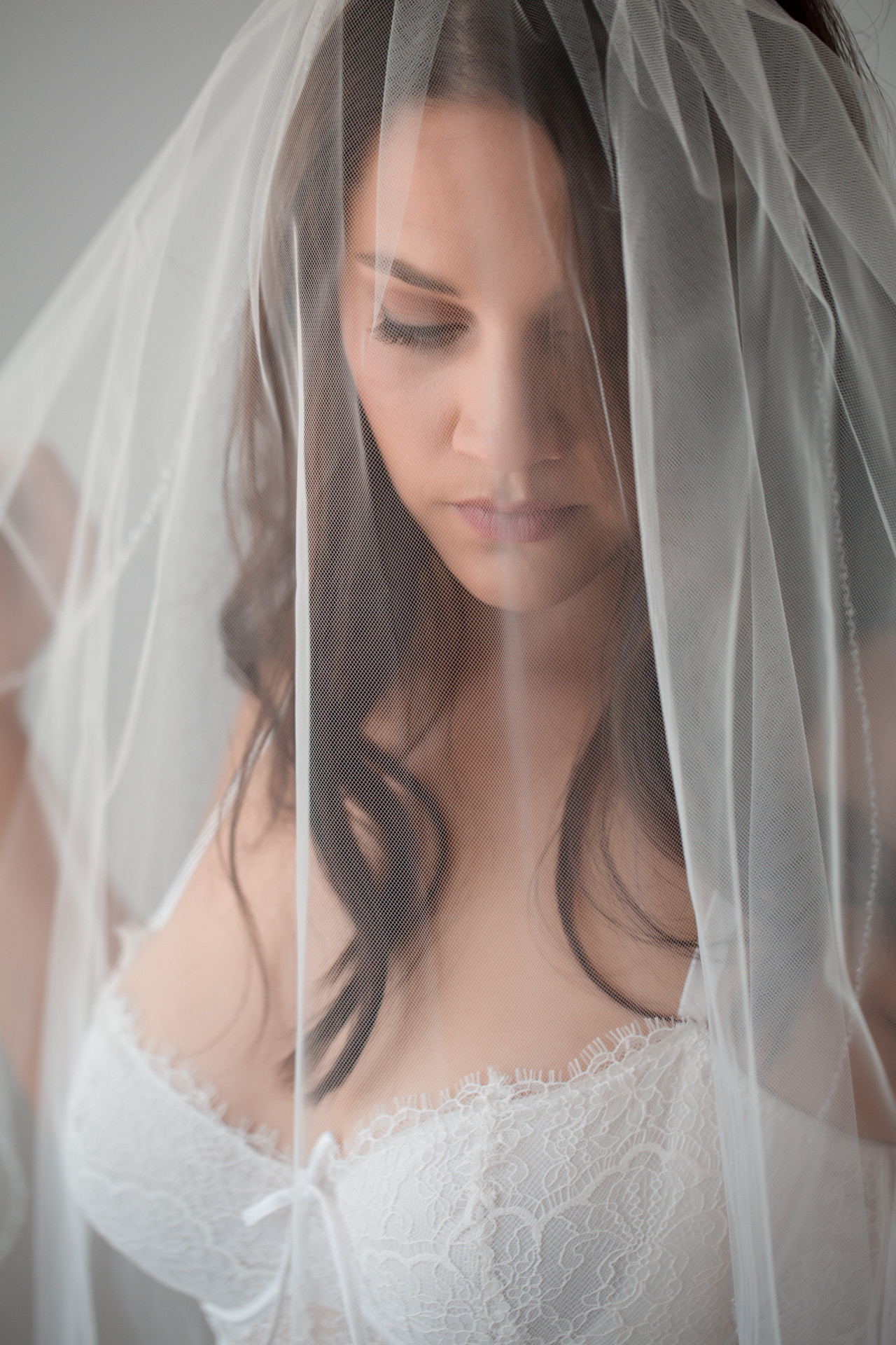 bride-veil-looking-down